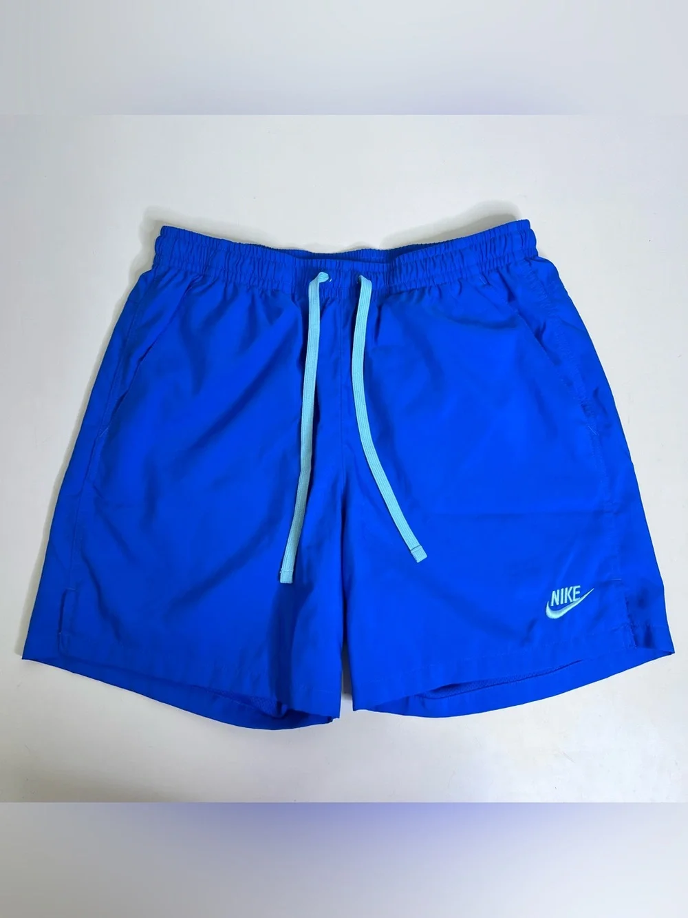 Nike Sportswear Men's Woven Flow Shorts Signal Blue AR2382-403 Size Medium
